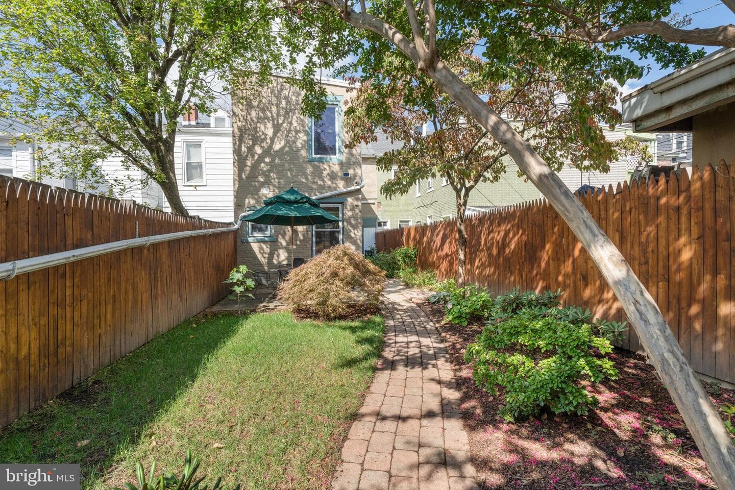 828 W Gordon Street photo 43