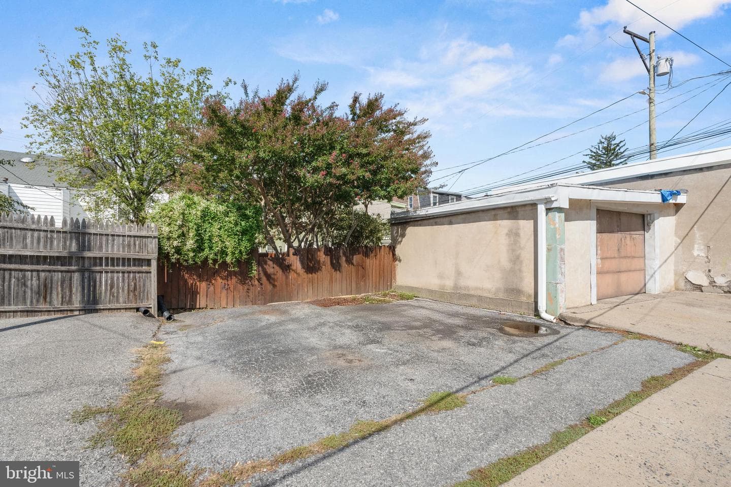 828 W Gordon Street photo 44