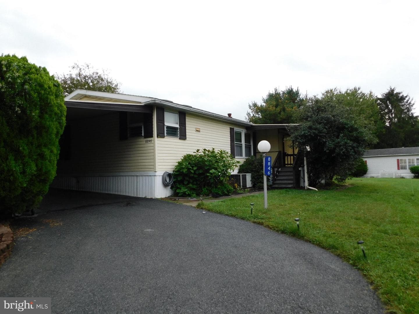 8846 Max Way photo 1