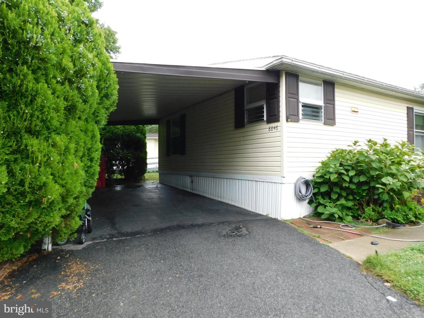8846 Max Way photo 2