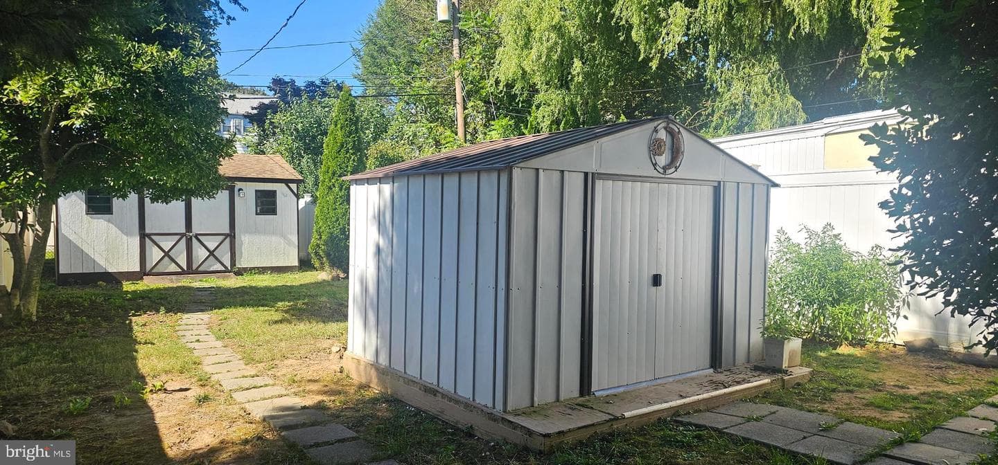 1309 Greenview Drive photo 20