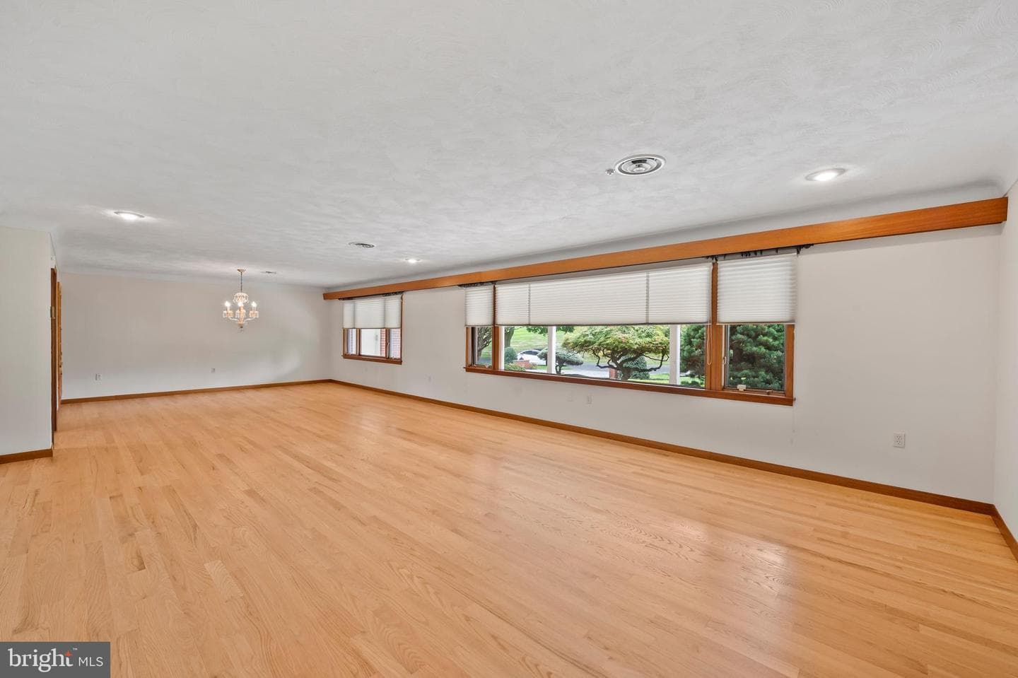 871 Robin Hood Drive photo 10