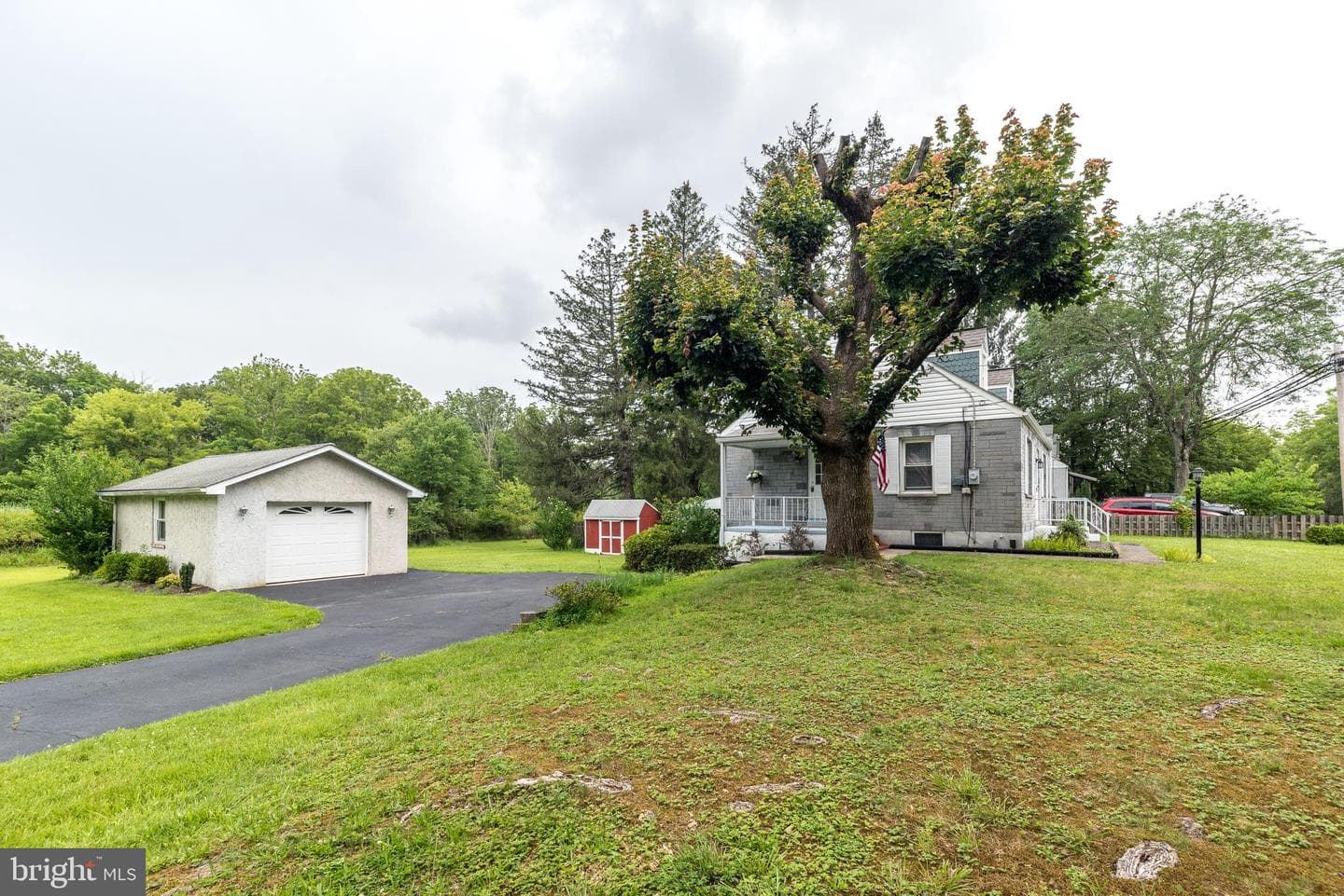 6692 N Main Street photo 3