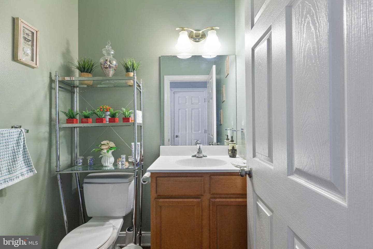 227 E Court Street photo 8