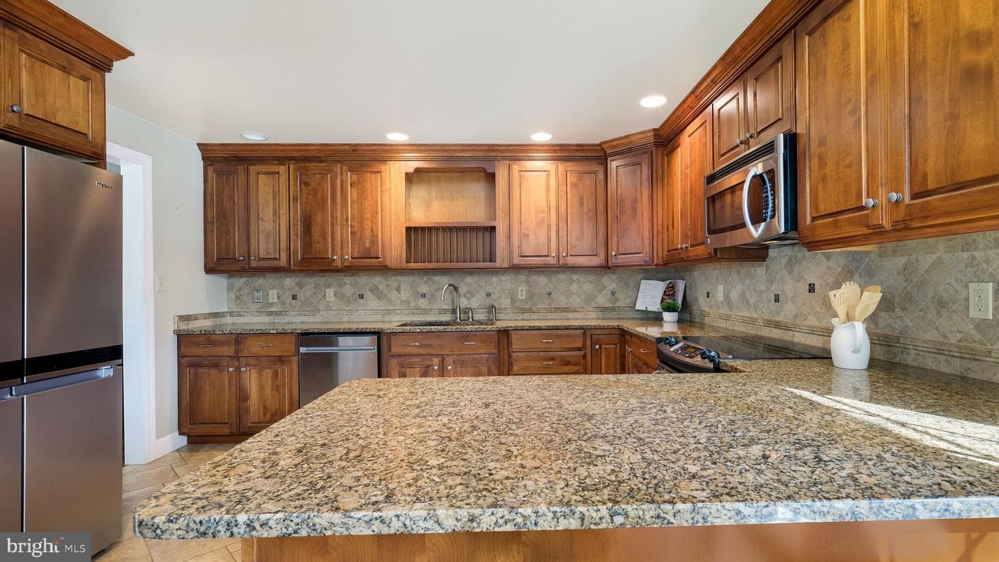 9032 Claussville Road photo 15