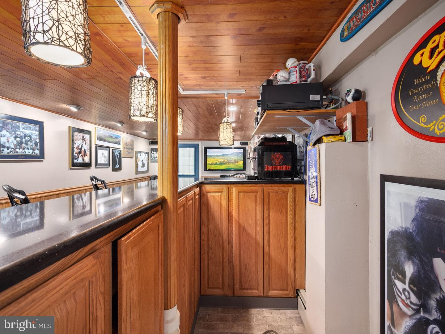 137 E Harrison Street photo 15