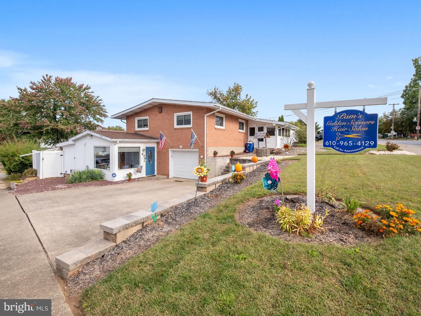 137 E Harrison Street photo 5