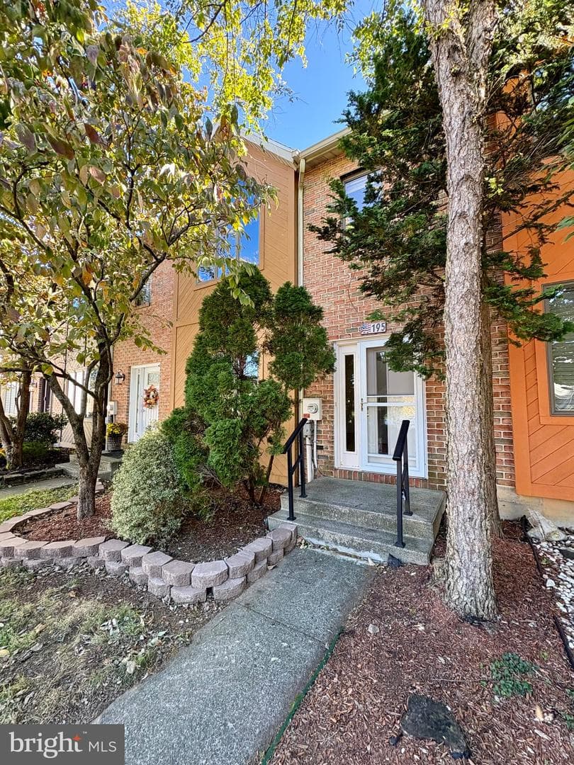 195 Shiloh Court photo 2