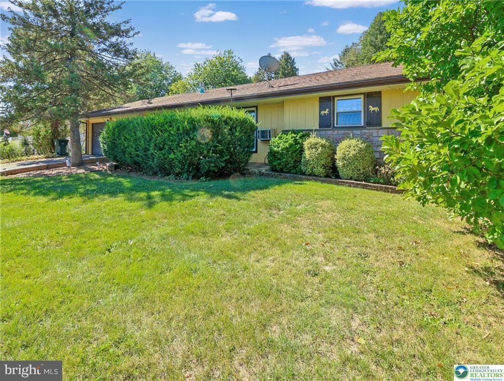 5132 Liberty Lane photo 3