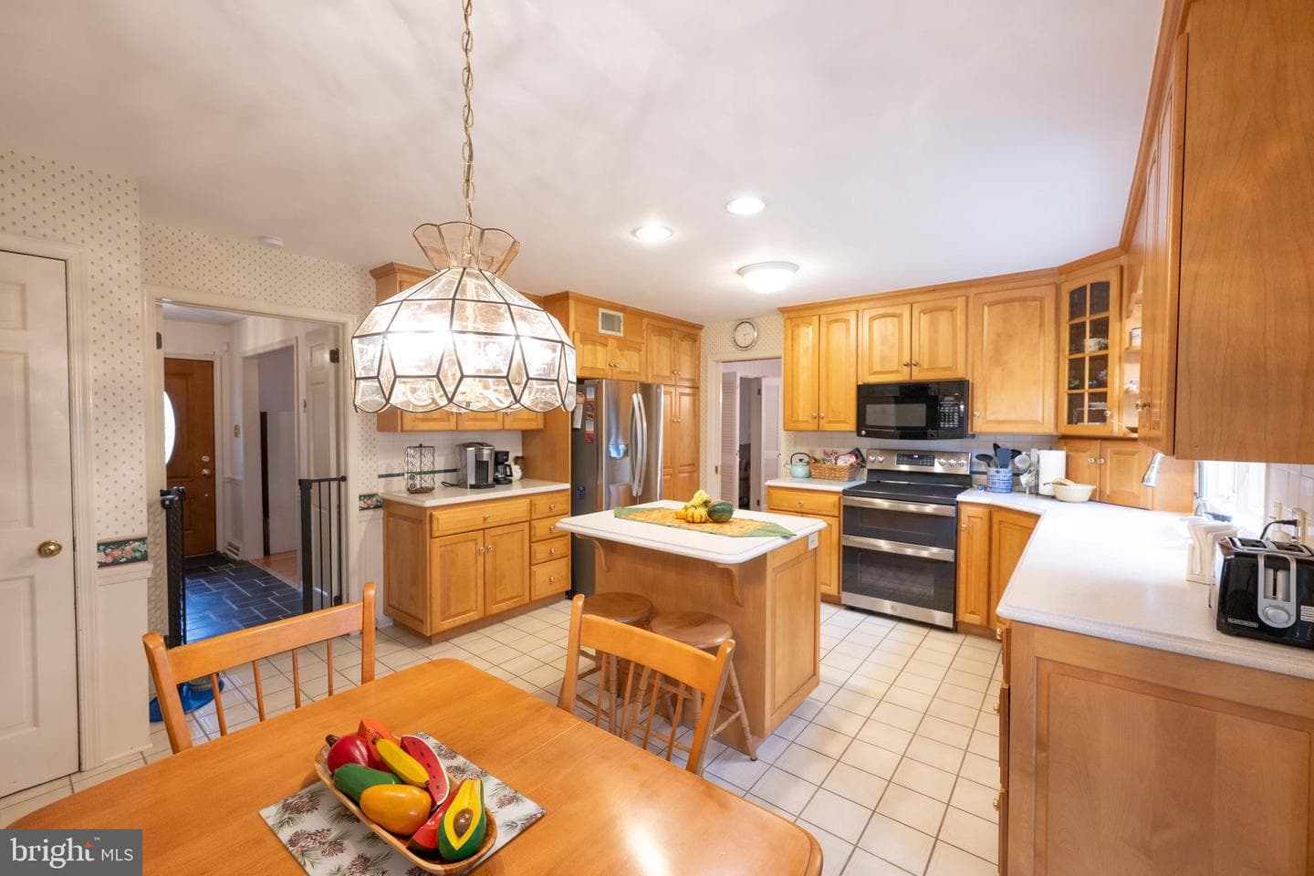 2570 Millbrook Drive photo 18