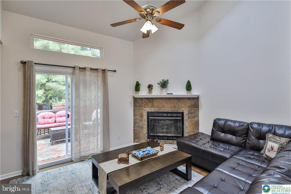 204 Ridings Circle photo 22