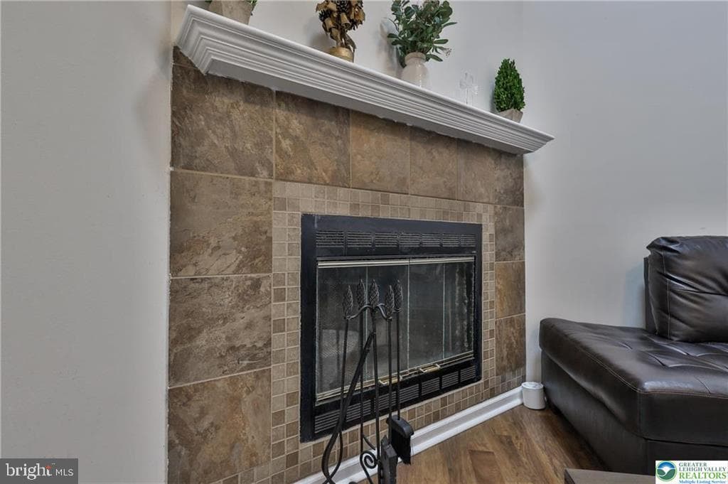 204 Ridings Circle photo 26