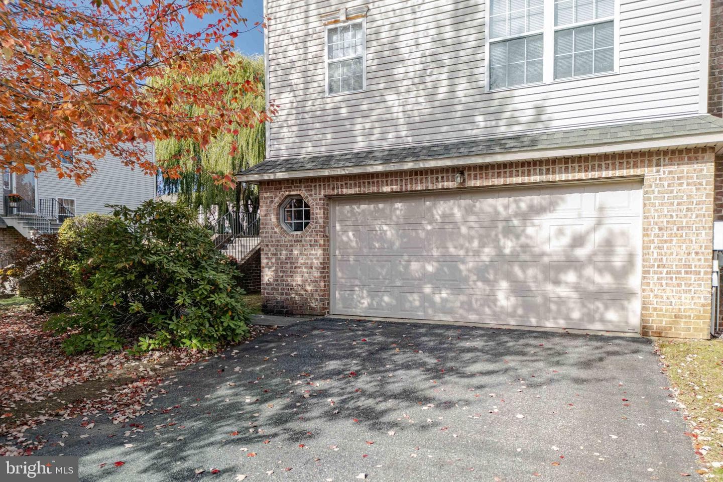 2879 Sequoia Drive photo 2