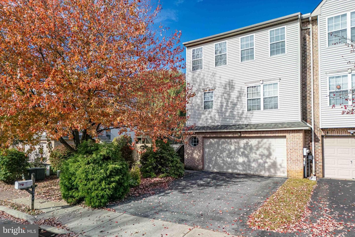 2879 Sequoia Drive photo 32