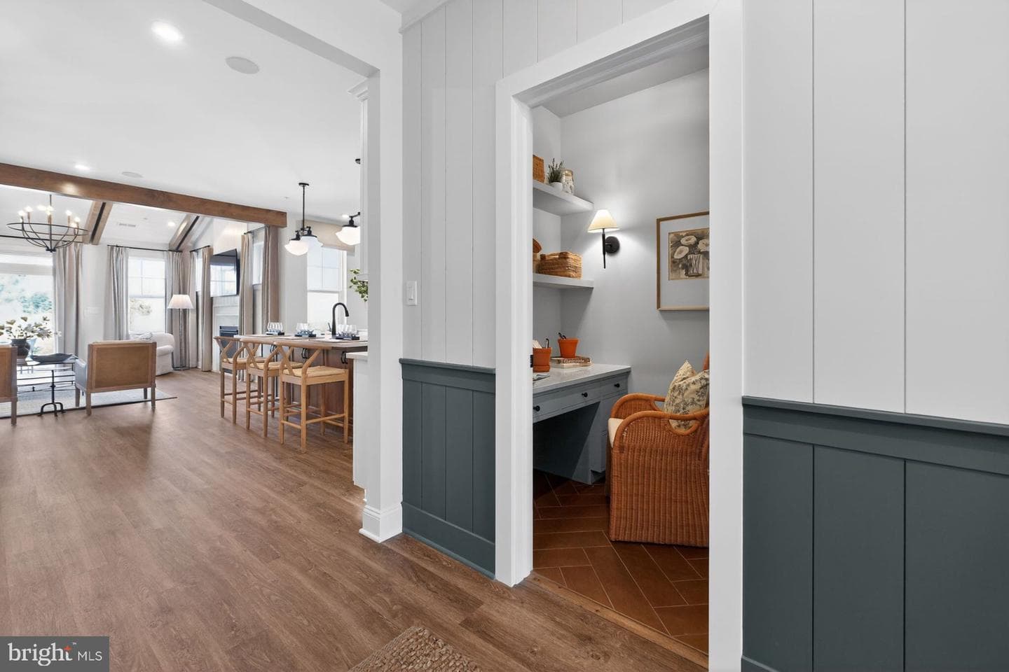 1 Grantartur #taylor Court photo 14