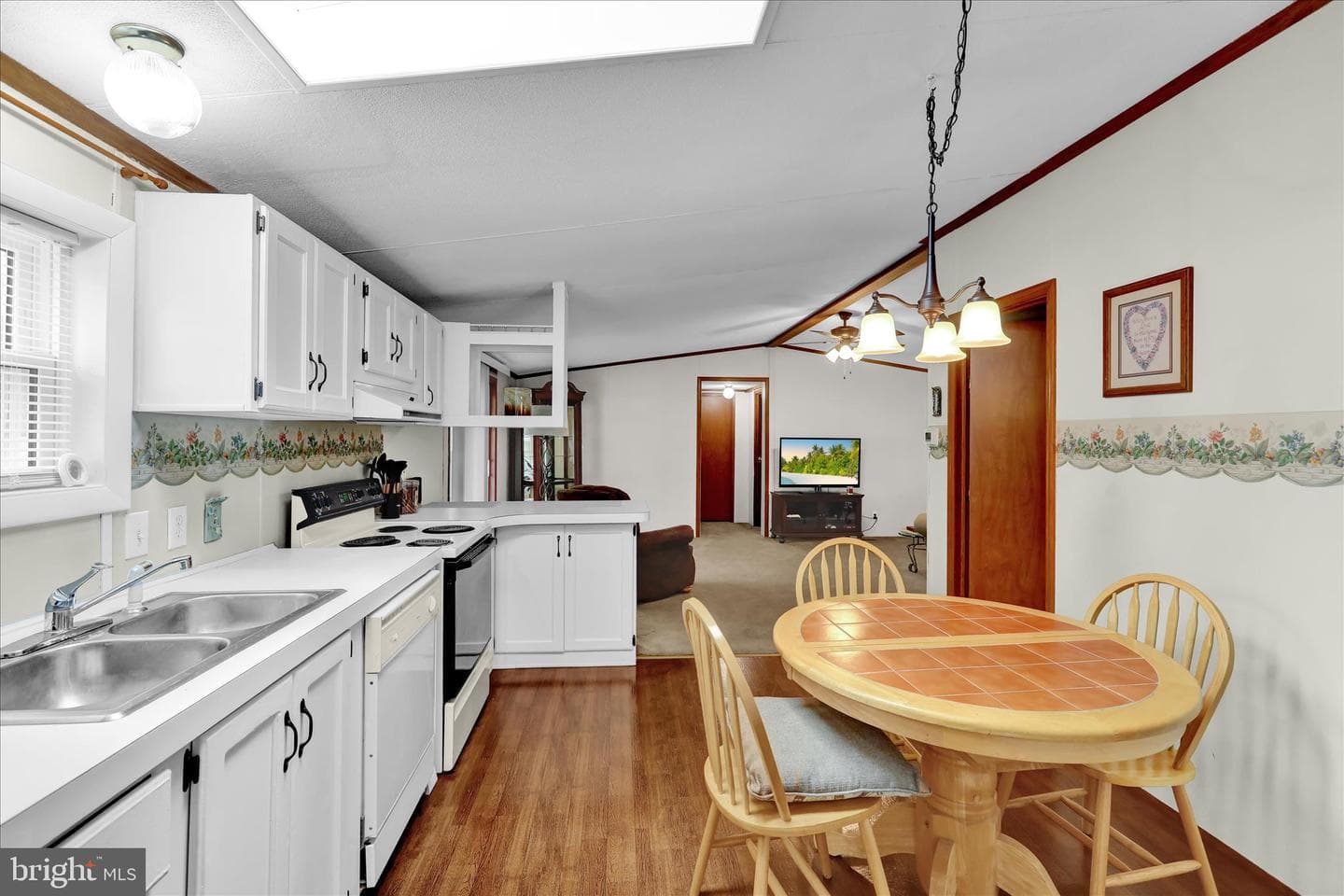 8758 Turkey Ridge Road photo 18