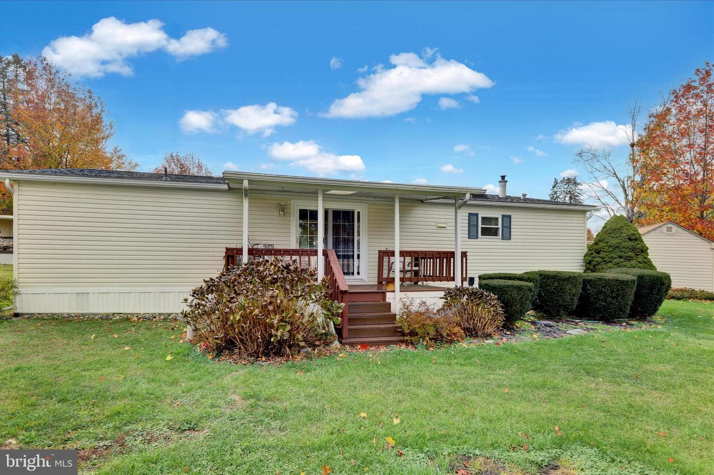 8758 Turkey Ridge Road photo 5