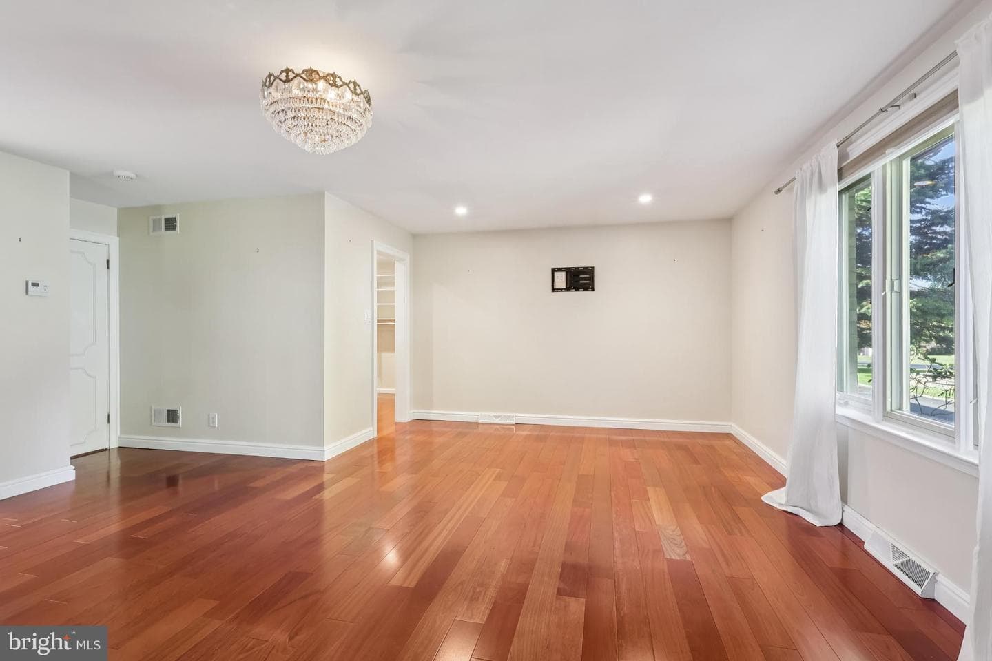 2270 Bishop Road photo 18