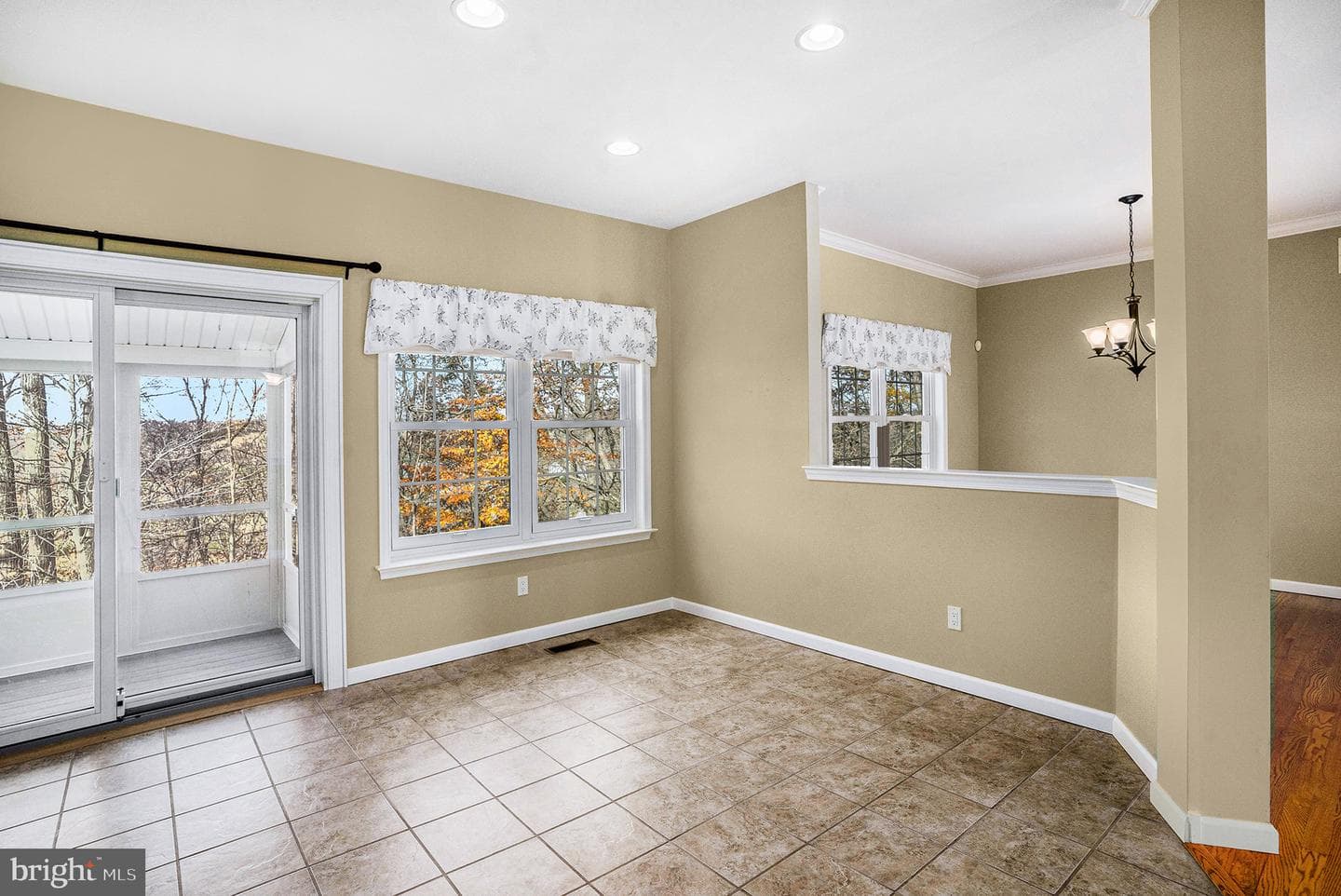 3186 Overlook Drive photo 12