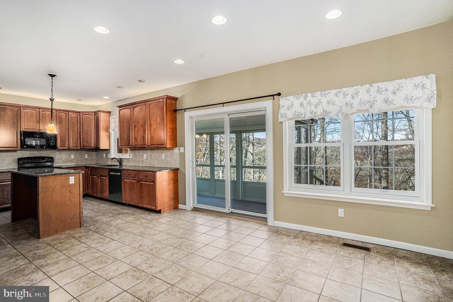 3186 Overlook Drive photo 13