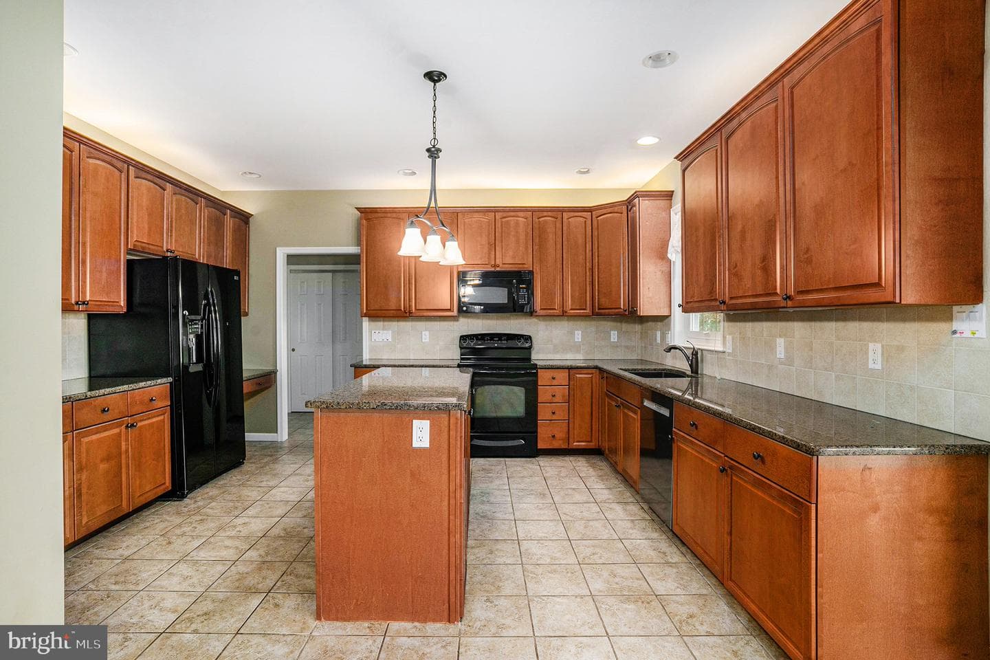 3186 Overlook Drive photo 16