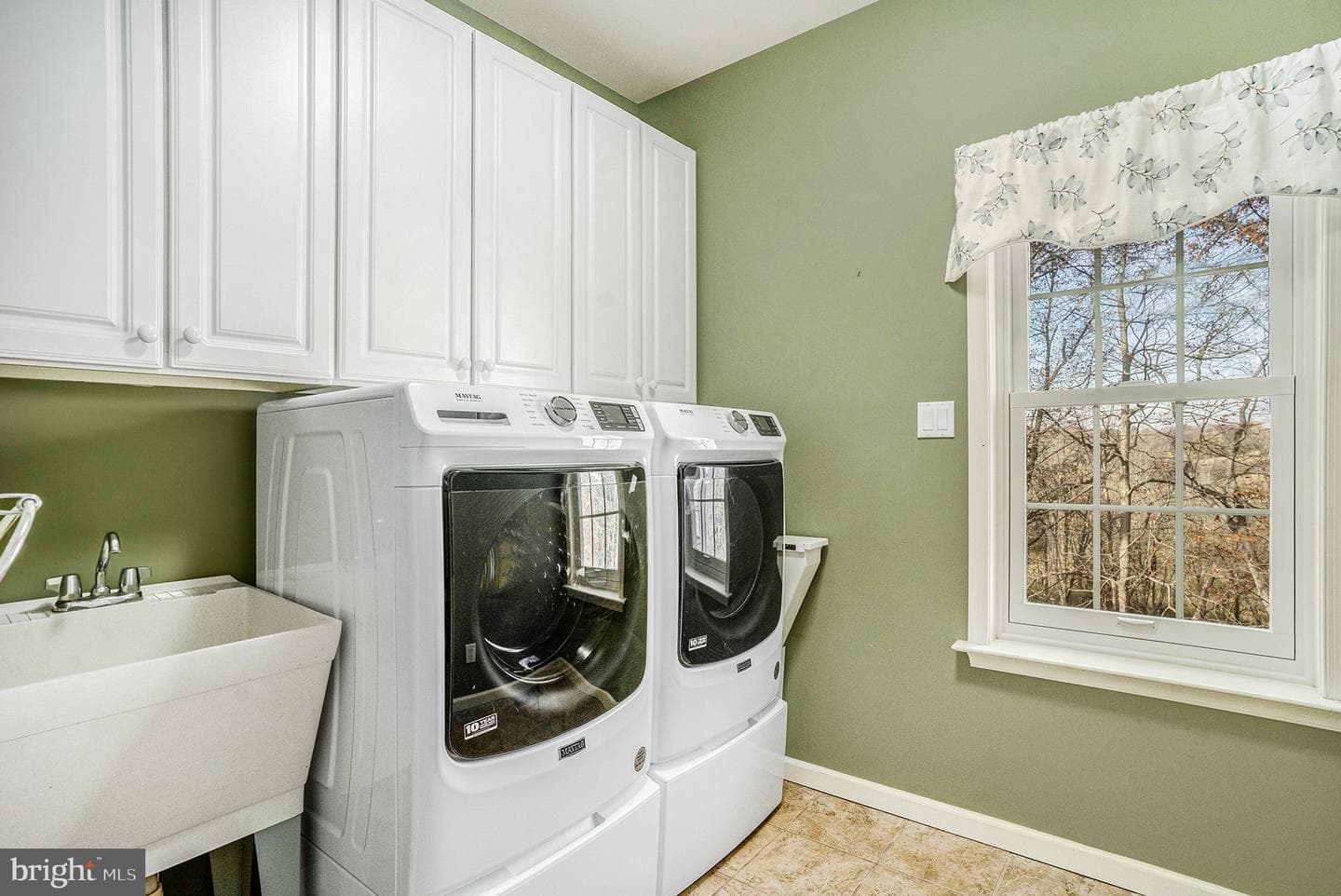 3186 Overlook Drive photo 20