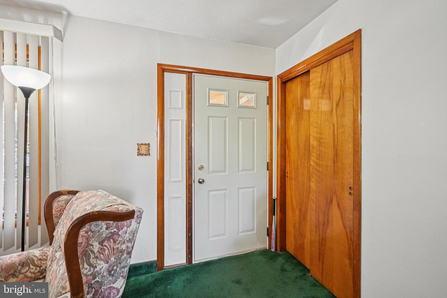 1459 Leicester Place photo 6