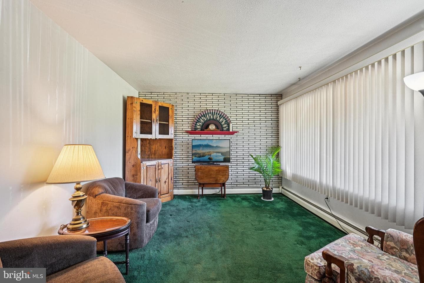 1459 Leicester Place photo 7