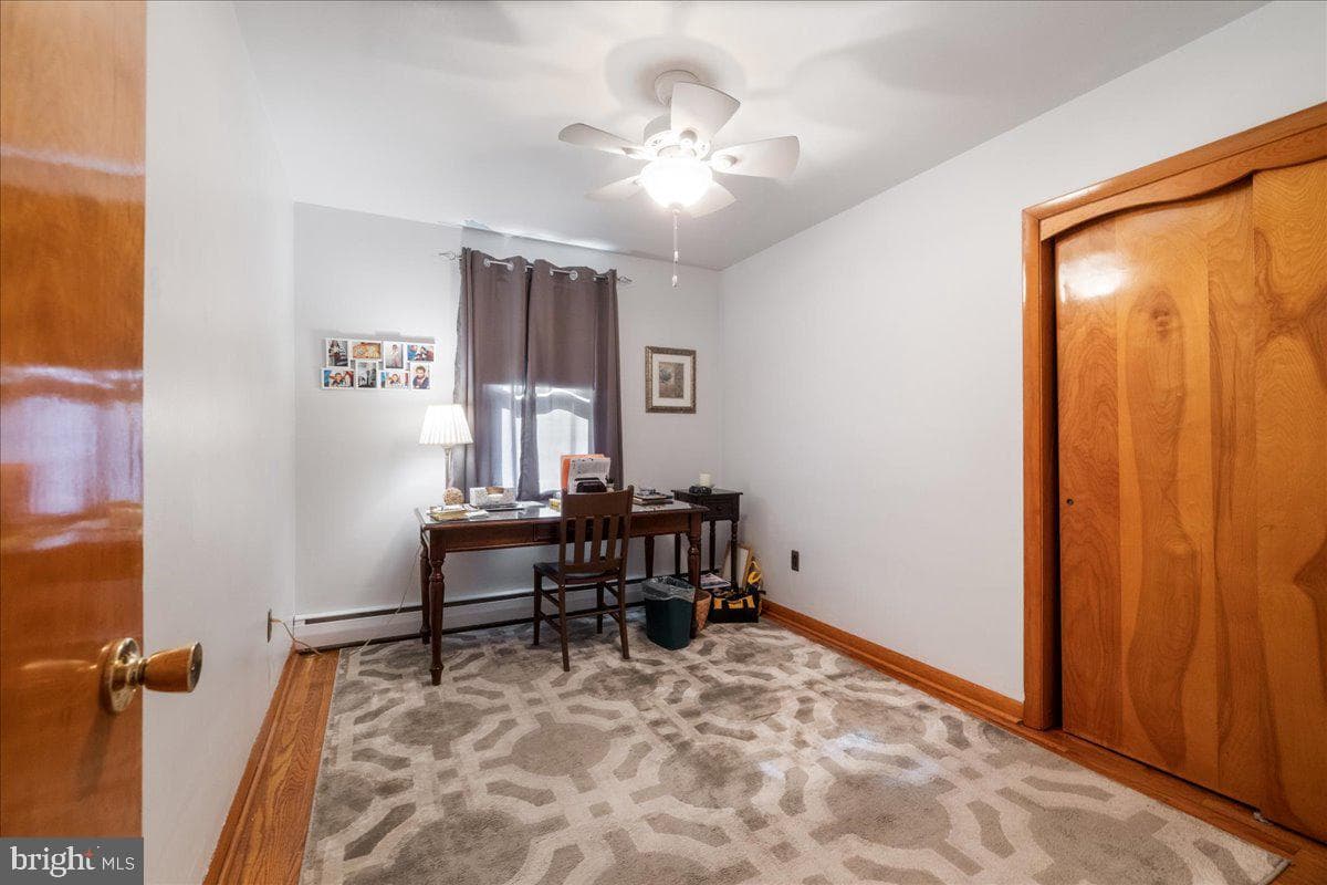 1305 Lehigh Street photo 18