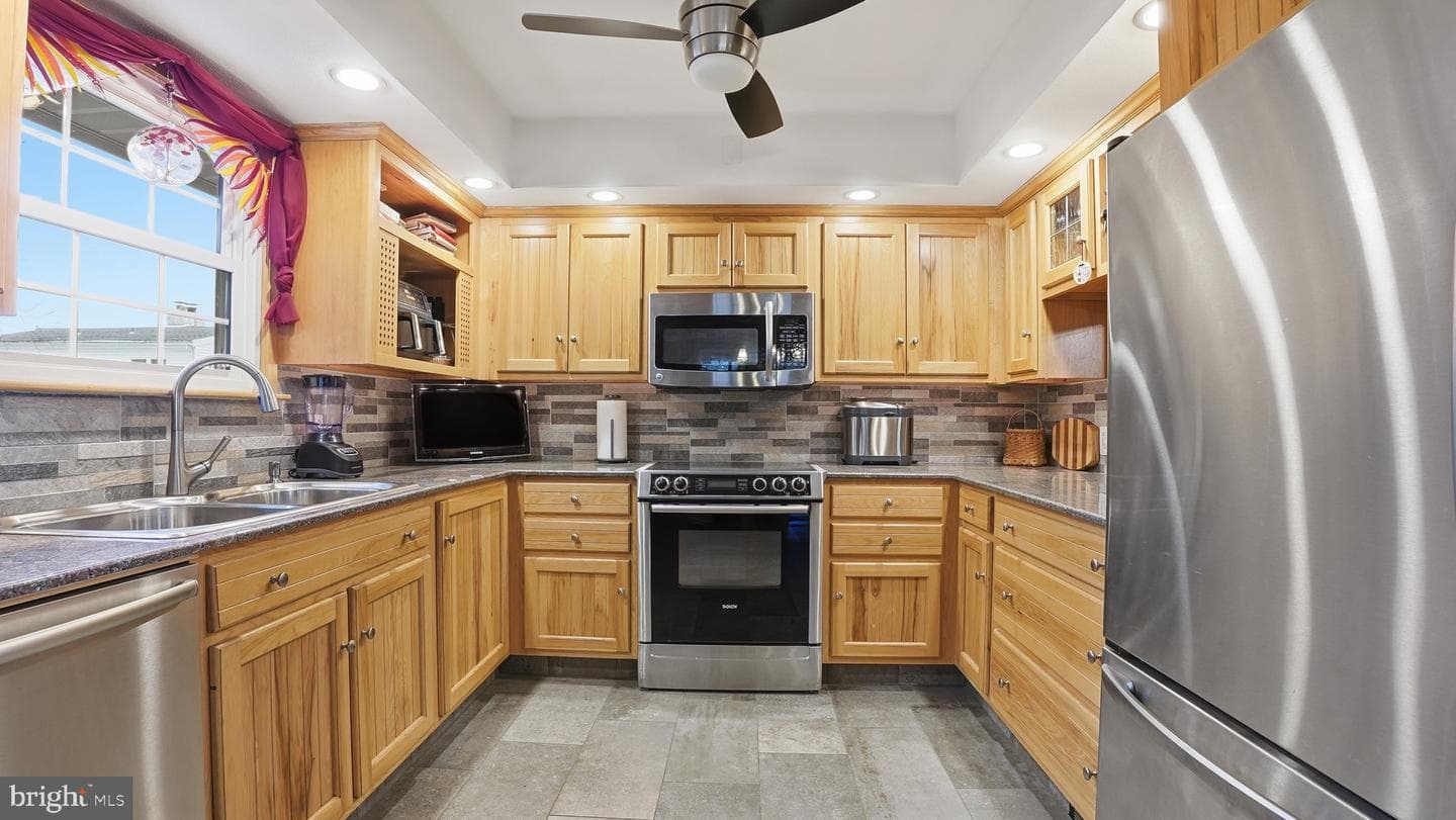 803 E Cumberland Street #747-805 photo 15