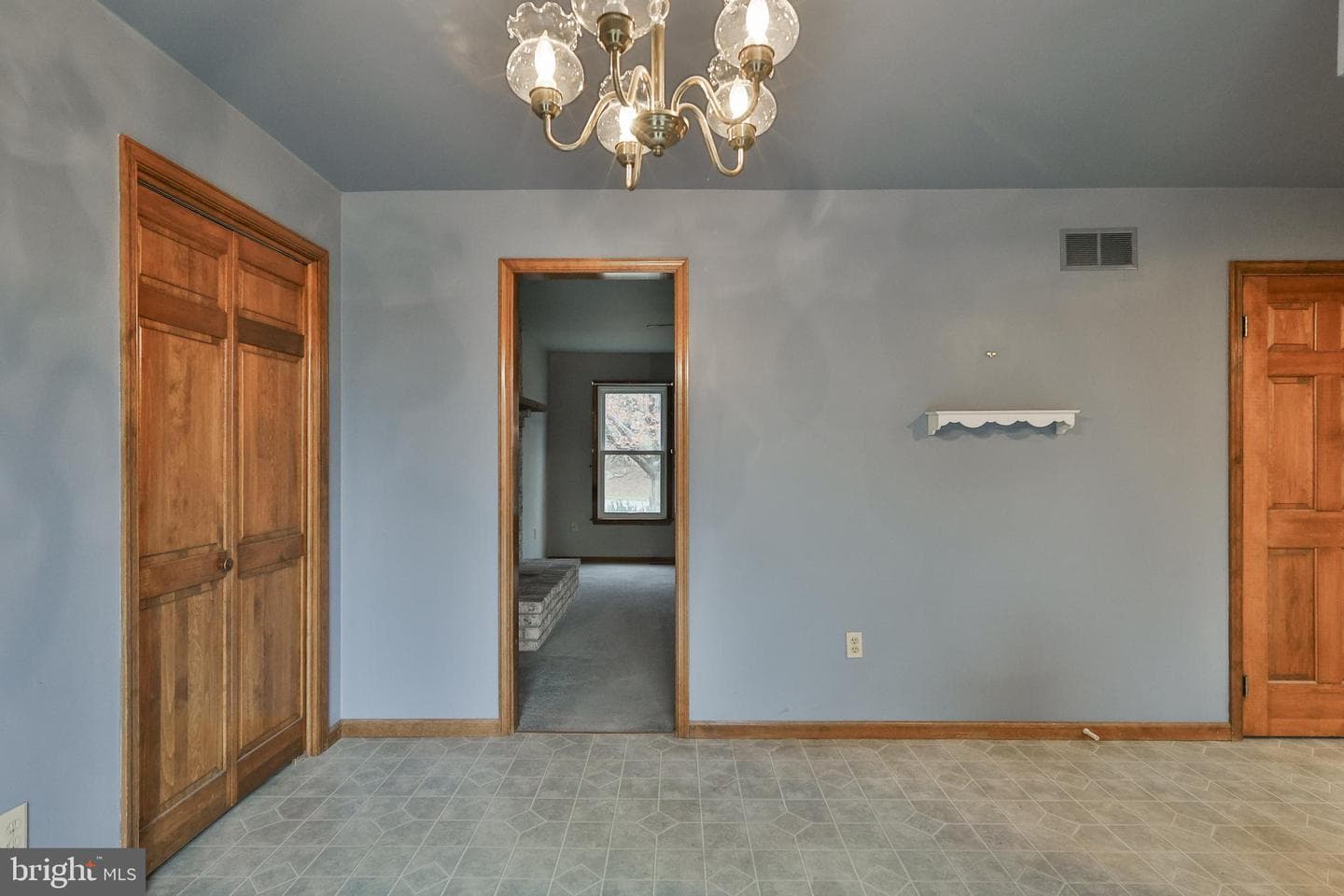 1110 Greenbriar Lane photo 11