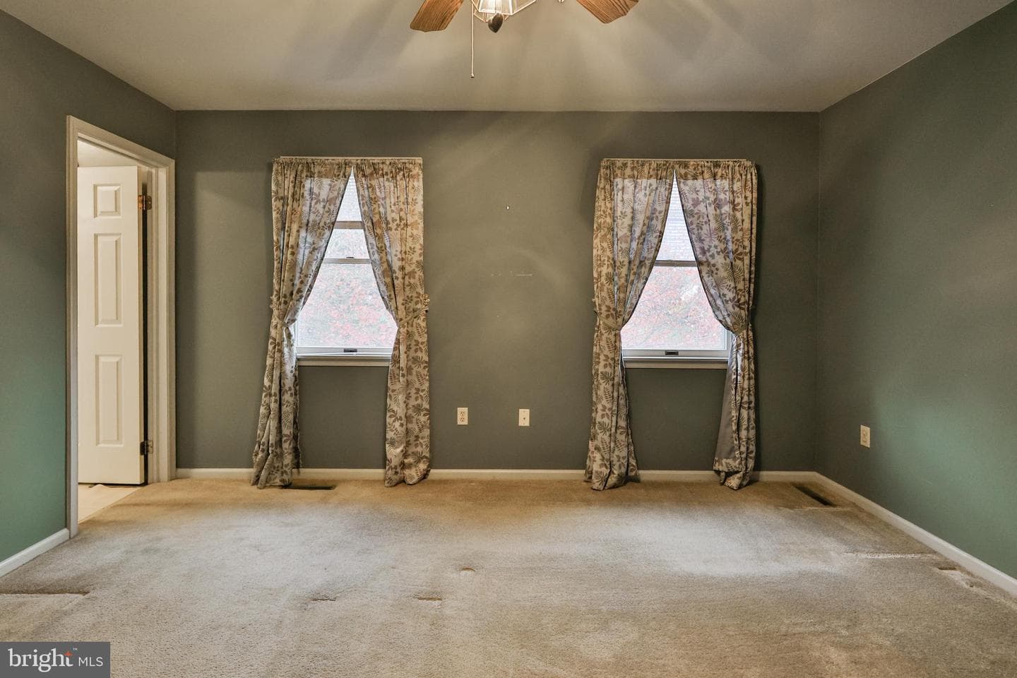 1110 Greenbriar Lane photo 14