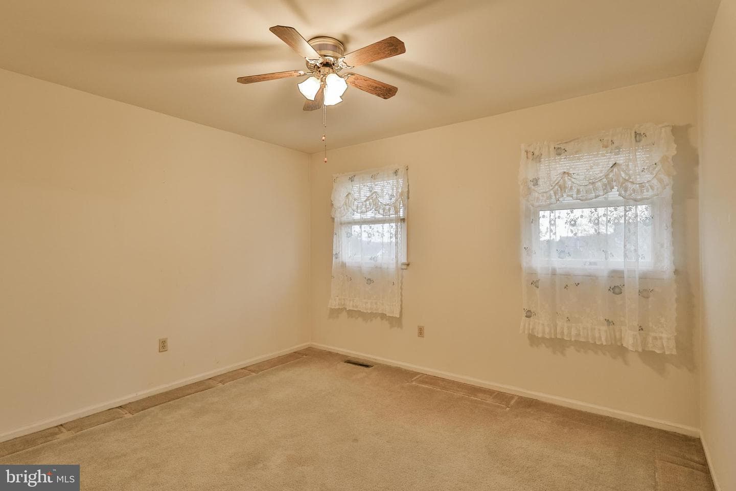 1110 Greenbriar Lane photo 15