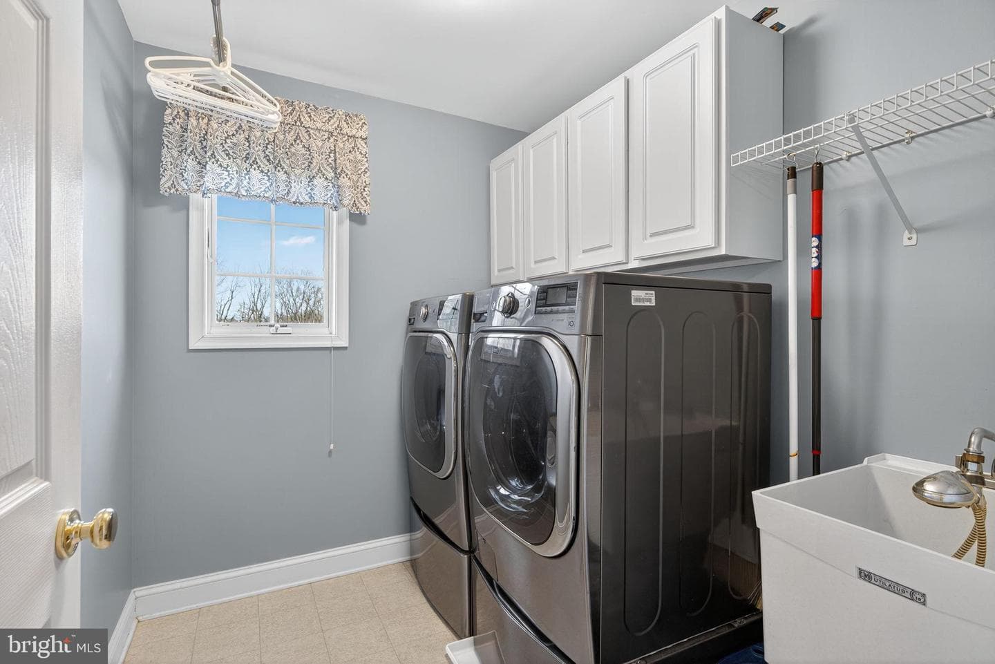2056 Autumn Ridge Road photo 37