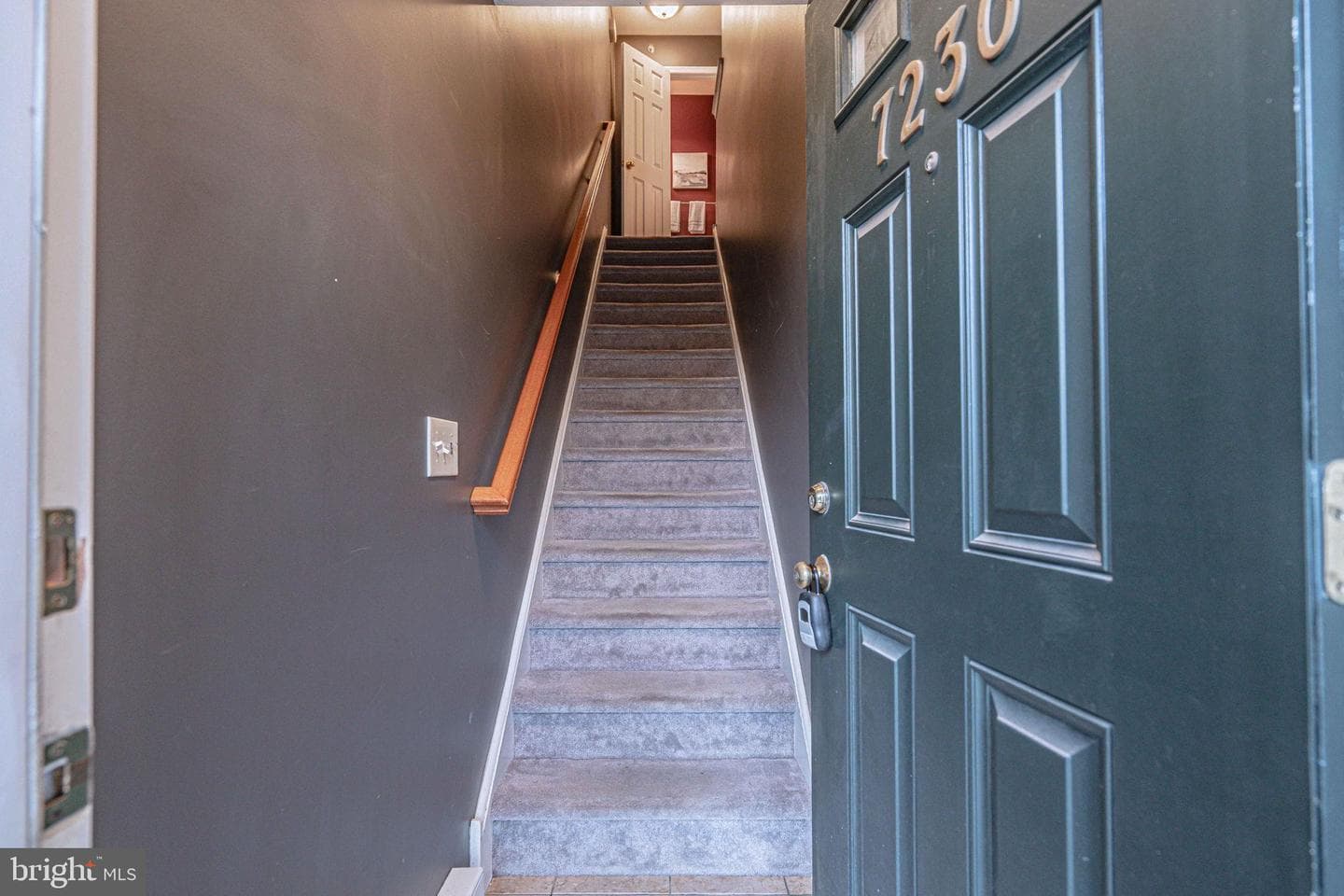 7230 Pioneer Drive photo 3