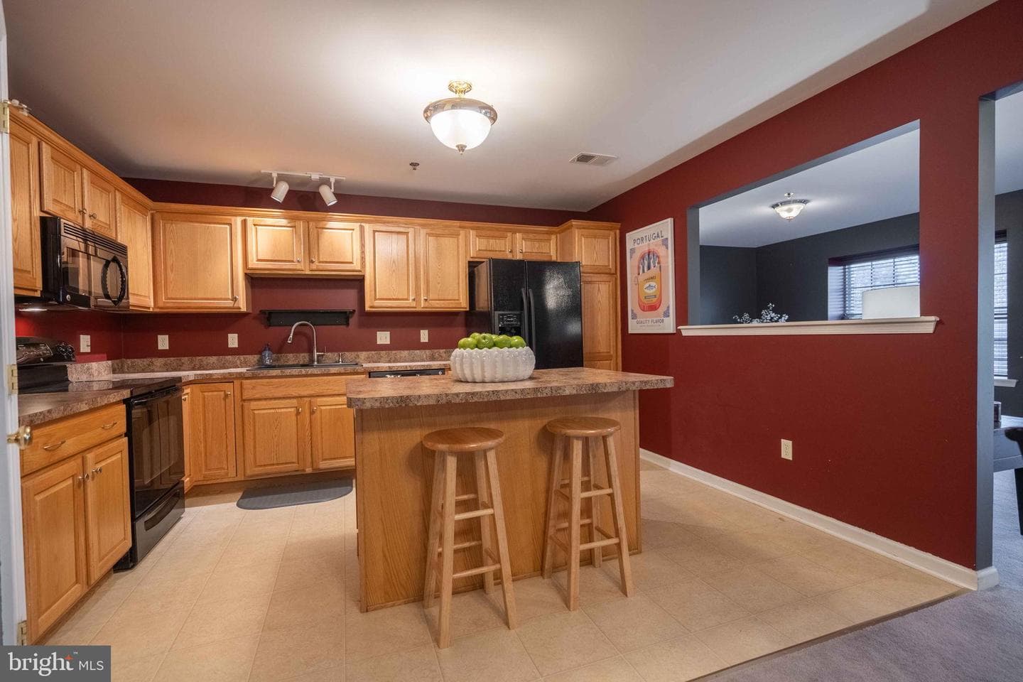 7230 Pioneer Drive photo 6