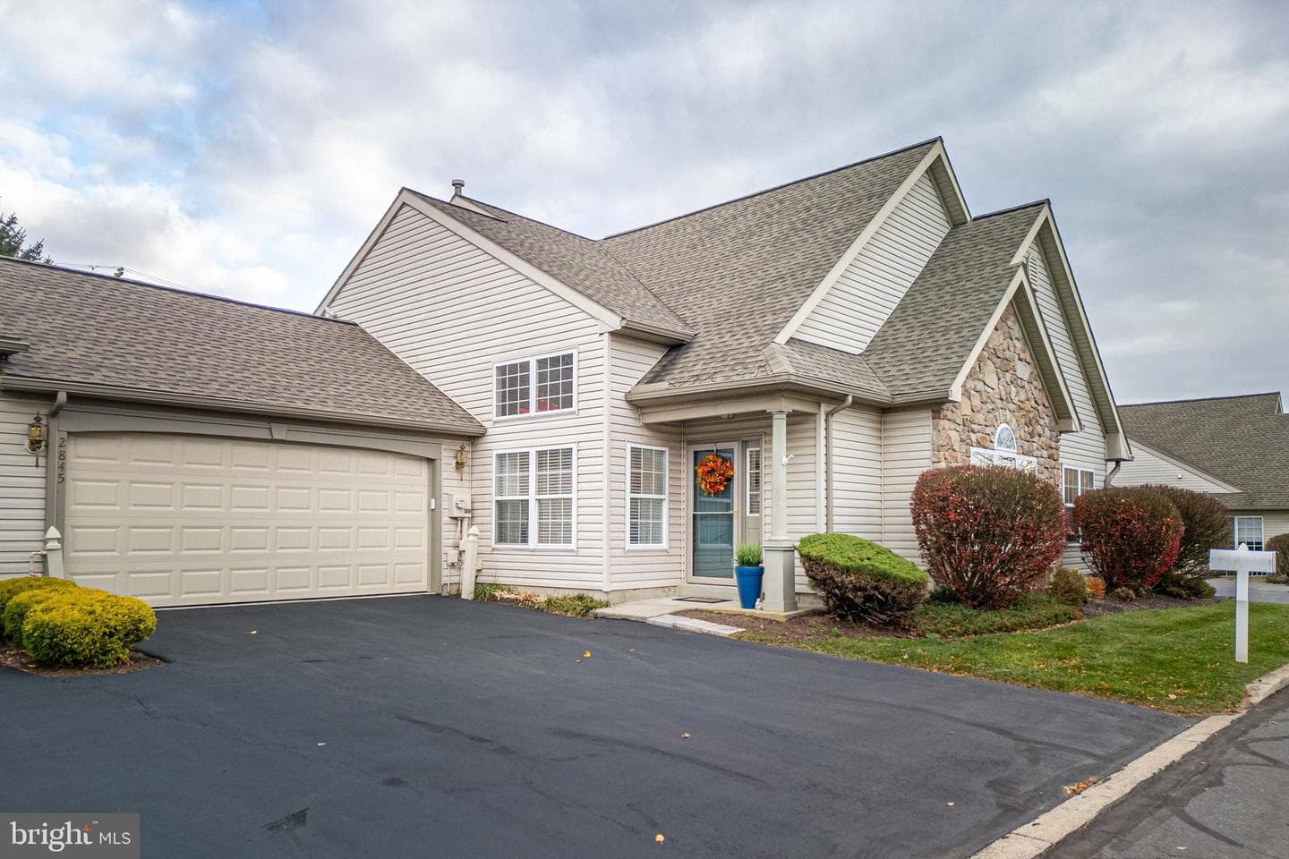2845 Donegal Drive photo 30