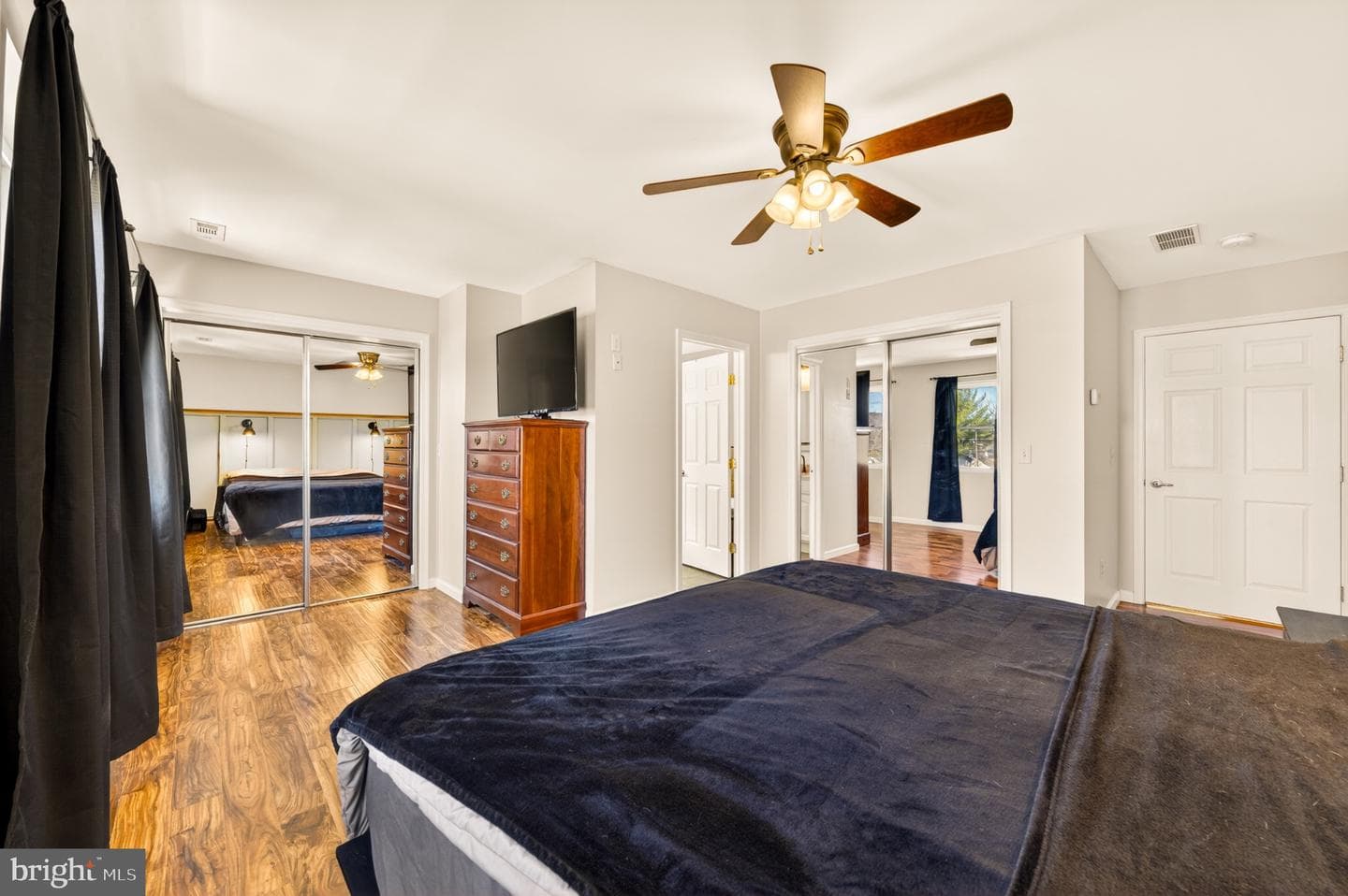 309 Delong Avenue photo 27