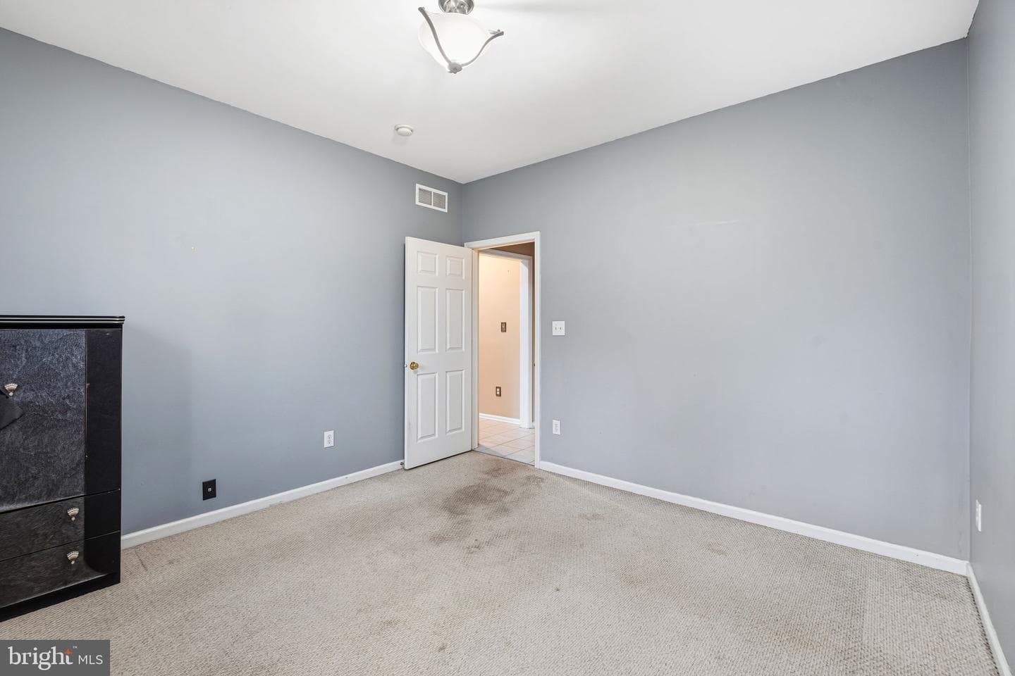 4698 Berwyn Lane photo 10