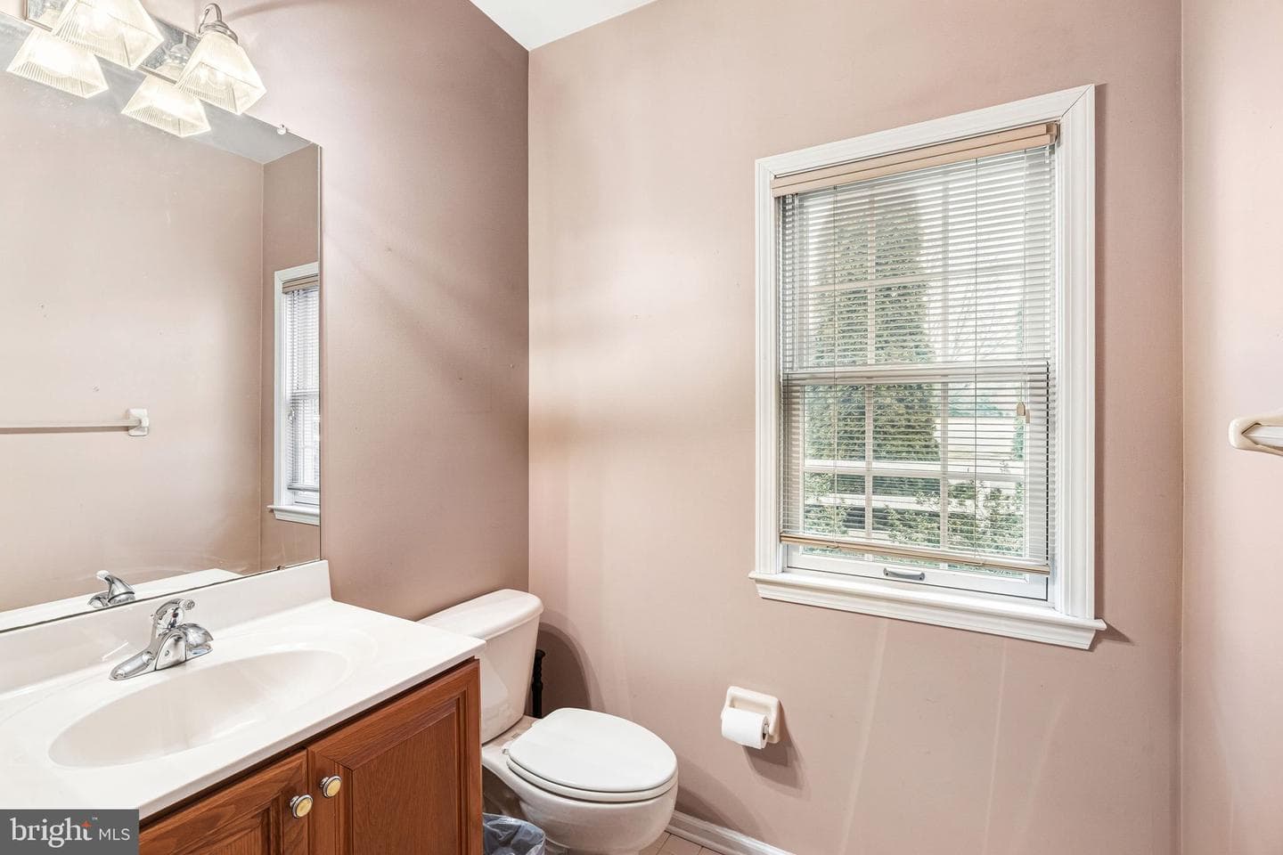 4698 Berwyn Lane photo 11
