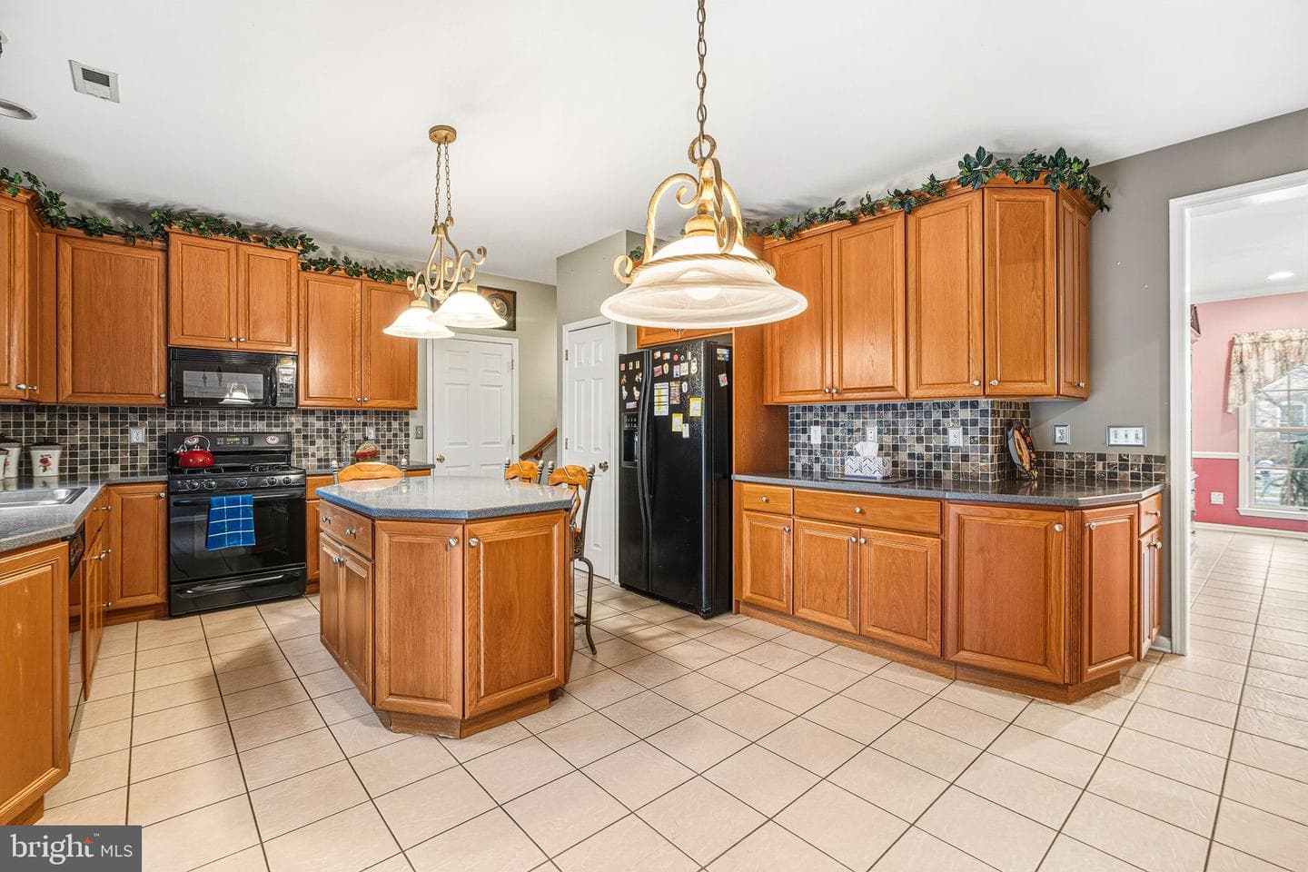 4698 Berwyn Lane photo 15