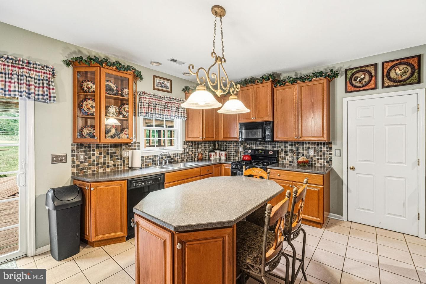 4698 Berwyn Lane photo 16