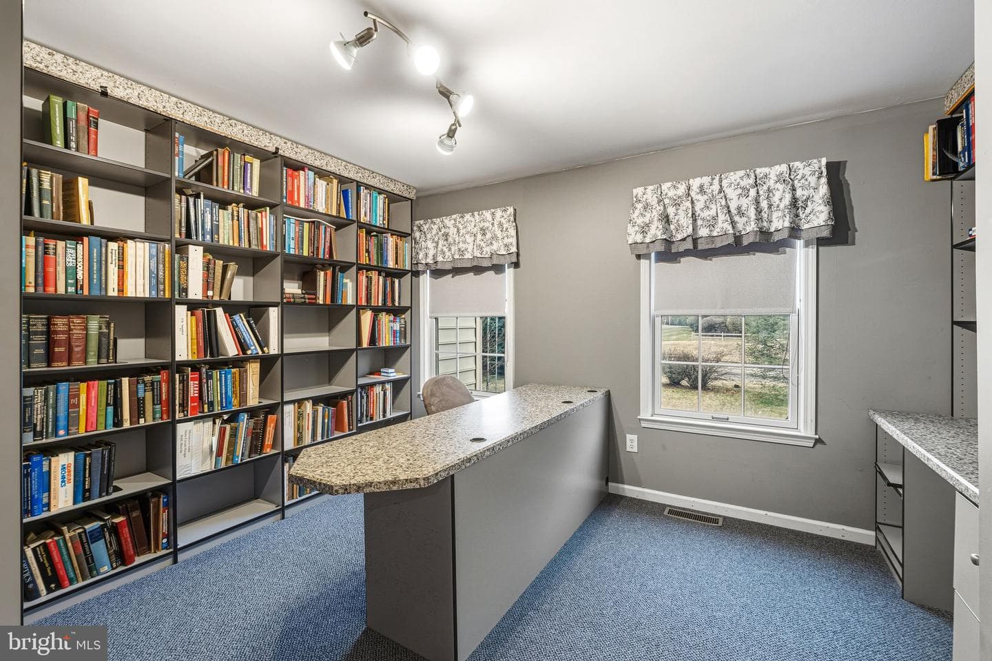 4698 Berwyn Lane photo 29