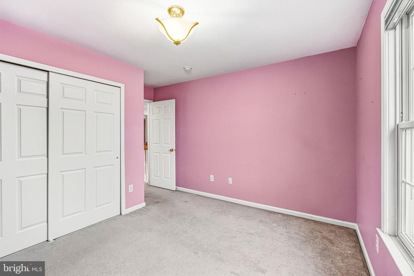 4698 Berwyn Lane photo 32