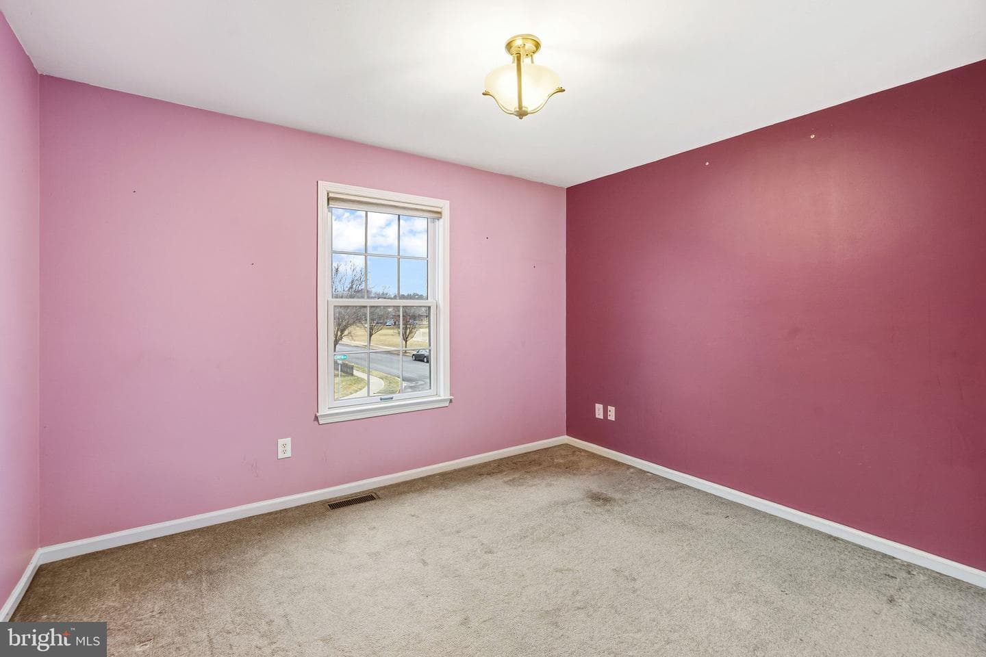 4698 Berwyn Lane photo 33