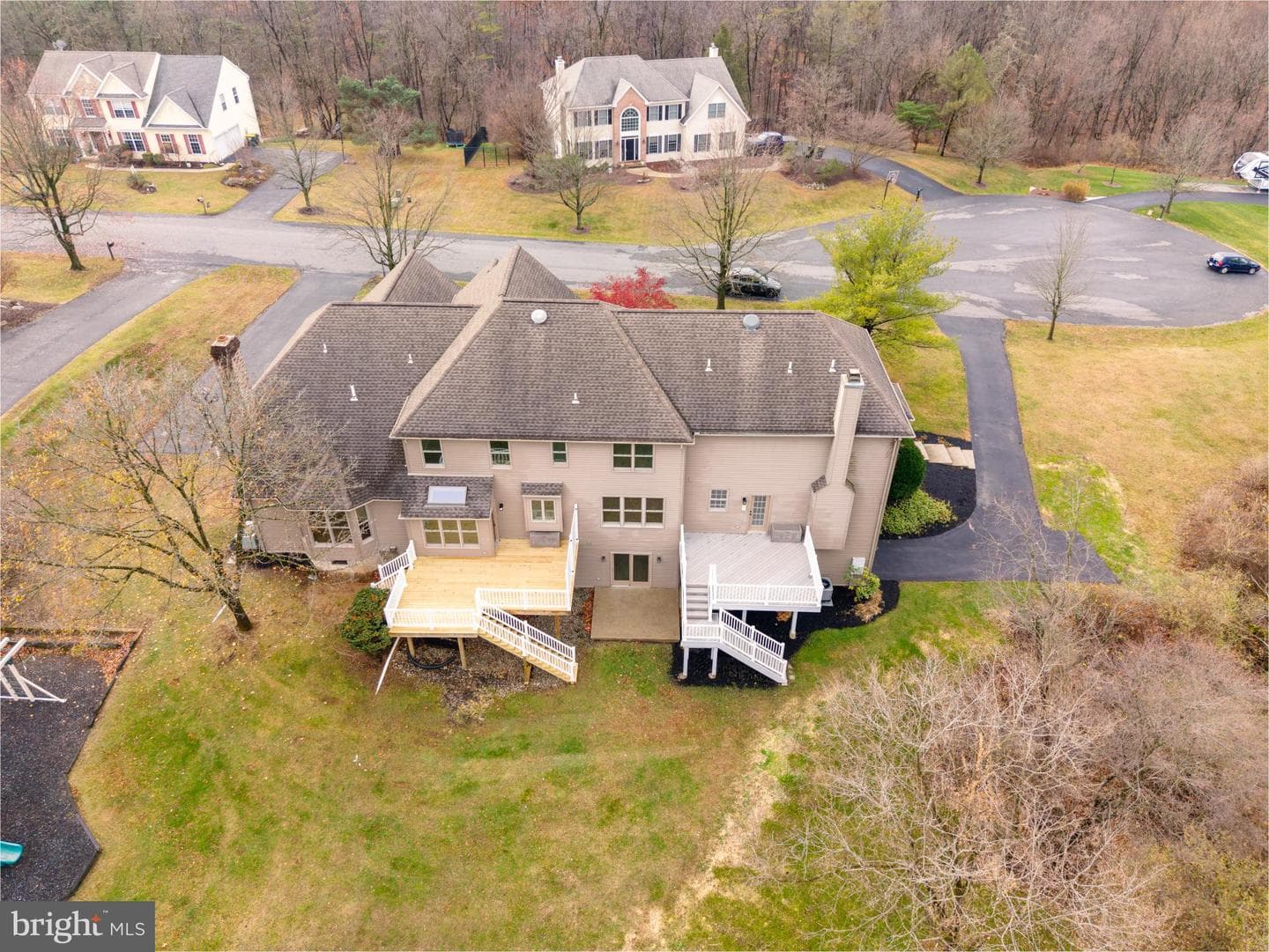 2243 Oakwood Court photo 55