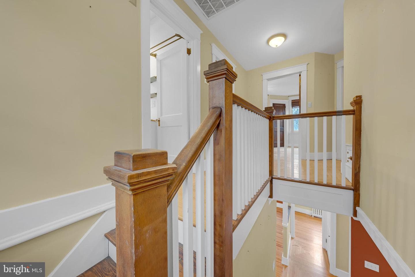 627 Scholl Avenue photo 23