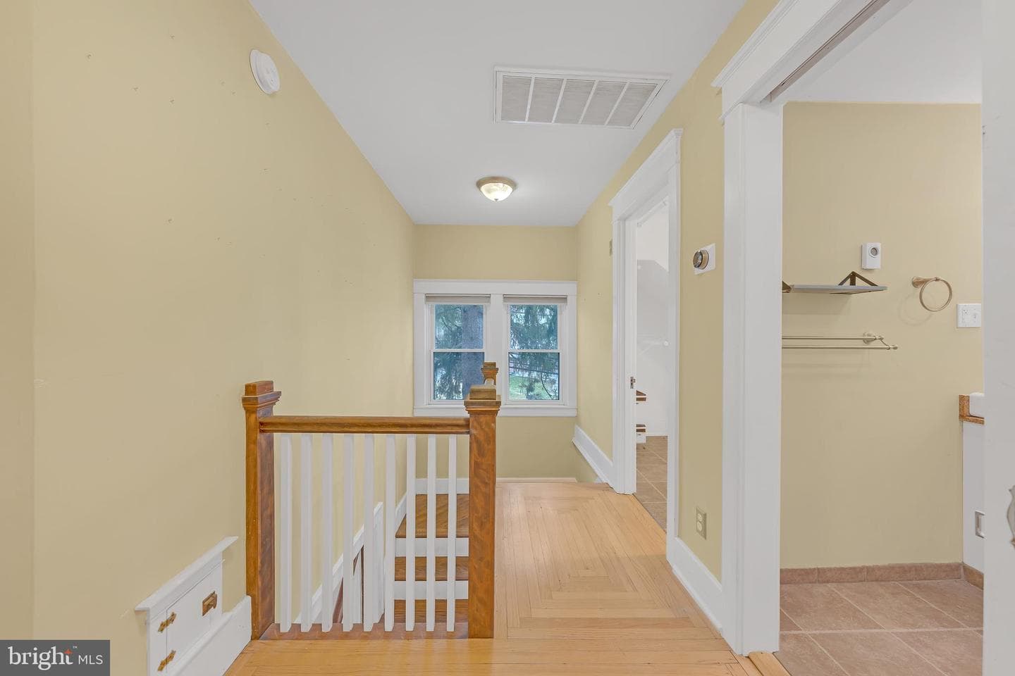 627 Scholl Avenue photo 29
