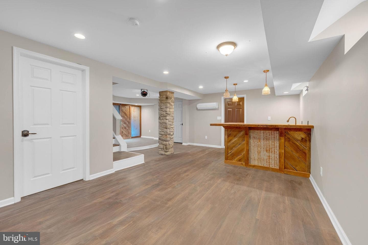 627 Scholl Avenue photo 42