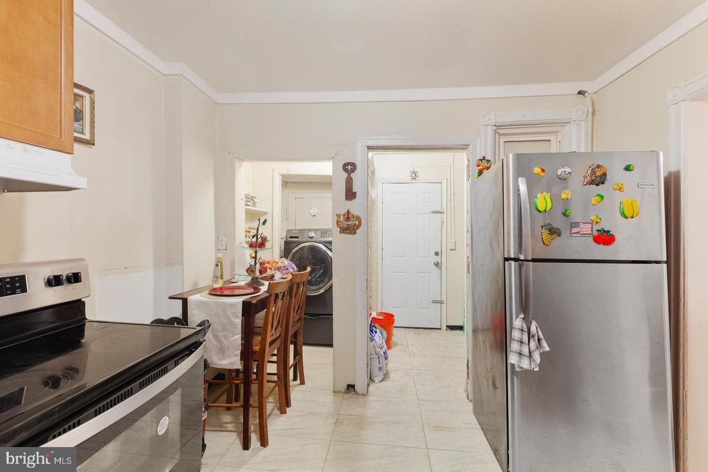 121 S Blank Street photo 16